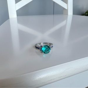 Blue Topaz and Sapphire Coloured Cubic Zirconias Ring925 Sterling Silver Setting